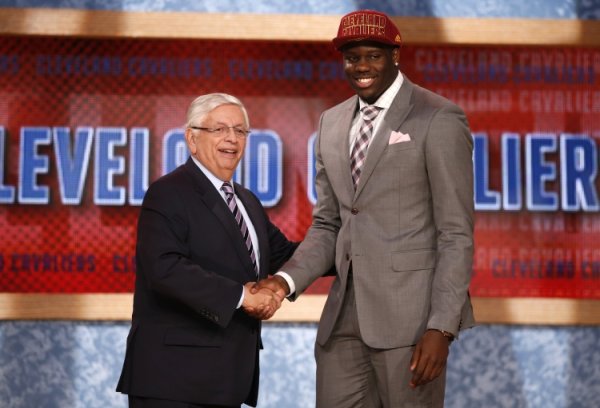 12年前今天：骑士用状元签选中安东尼-本内特 后者4年4队闪退NBA