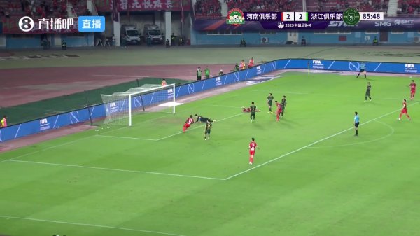 河南再次领跑  ！河南前场打出出色  协作  ，卡多索无人盯防推射破门！