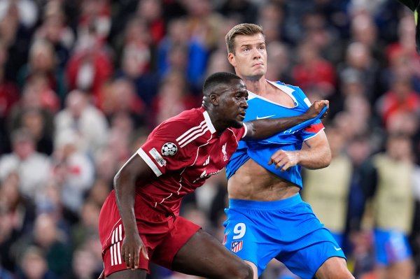 TA：科纳特续约谈了1年还没谈妥 接近球员的消息源否认确定去皇马