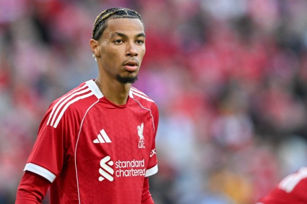 罗伯逊：埃基蒂克以后不会再犯类似错误 伊萨克未来会进更多球