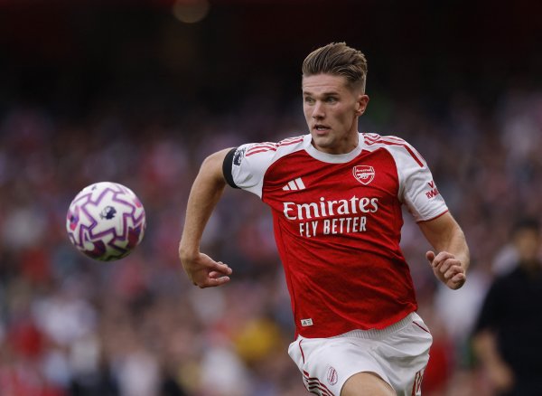 舍伍德：我从未质疑过约克雷斯，他有那种百折不挠的性格