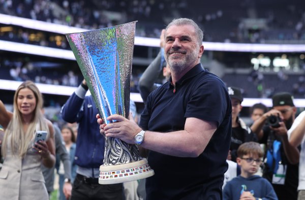 一胜难求！邮报：诺丁汉森林老板本是为了欧联夺魁  请澳波执教