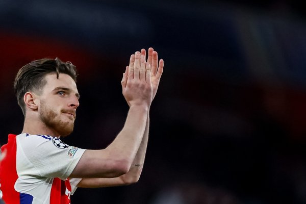 赖斯在2025年直接加入  10粒英超得分  ，队内仅次于特罗萨德