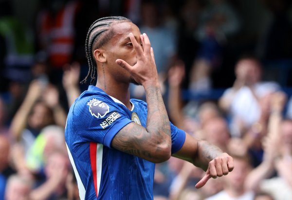 若昂-佩德罗：我对凯塞多说得请他吃饭，他是最顶尖的球员