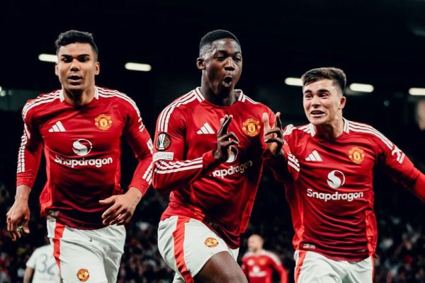 认真起来! 那不勒斯向曼联提供首份报价, 求购科比·马努