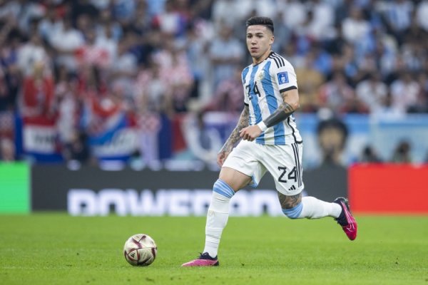 阿根廷官方：恩佐因右膝滑膜炎退赛本次国家队系列赛  名单