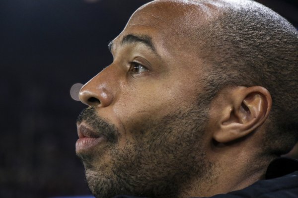 亨利：我们都希望阿森纳能再赢得英超冠军，但愿我不会乌鸦嘴